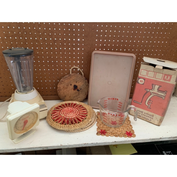 Vintage Kitchen Lot, blender, meat grinder, vintage Tupperware and Pyrex measuring cup