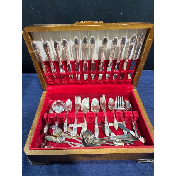 Box of Silver-Plated Flatware, 12 Place Settings with Some Extra Pieces