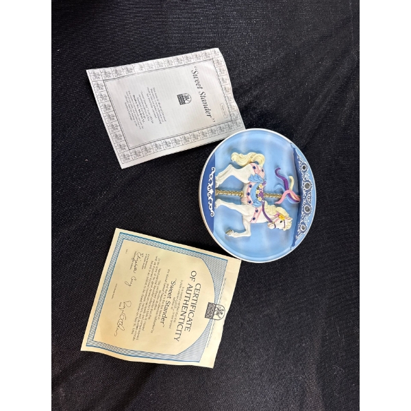 "Sweet Stander" Musical Carousel Treasures-Musical Fine Art Plate