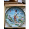 Image 5 : Collection of 5 Decorative Plates