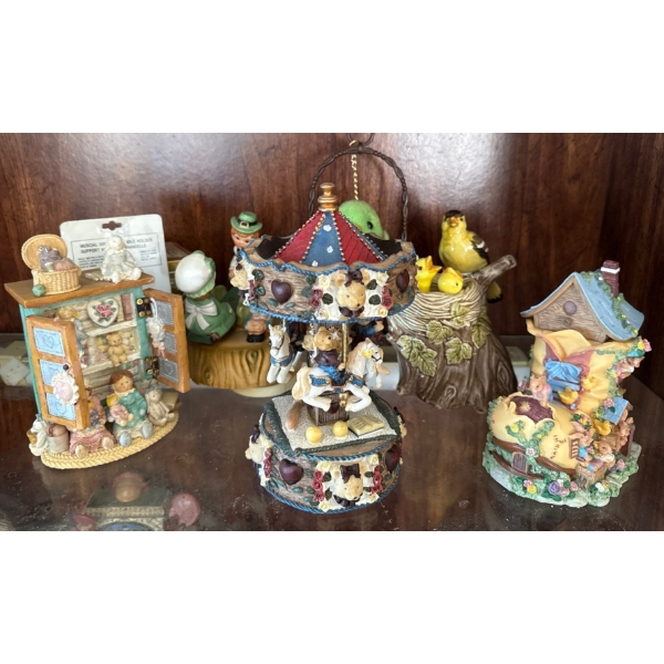 Collectable Music Boxes Trinkets Decor & More