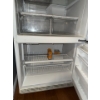 Image 4 : Amana Refridgerator w/ Bottem Freezer 33x31x68