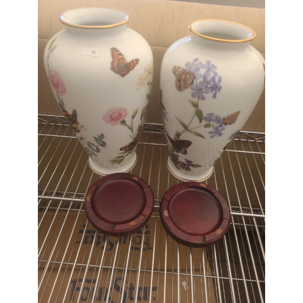 Butterfly Vase Duo w/Stands