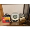 Image 7 : Kitchenware Collection Incl. Cuisinart Brewing Machine, Floral Pyrex Cookware Bowls, Vintage Kitchen
