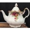 Image 8 : Royal Albert Old Country Roses Tea Set