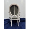 Image 2 : Christian Dior Display Chair 12H