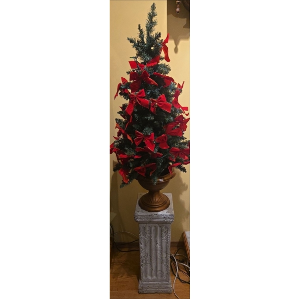 Ceramic Pillar (26T) & Small Tree (42T) 
