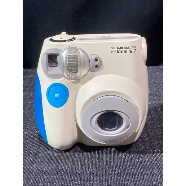 Fuji Film Instax Mini 7 Camera