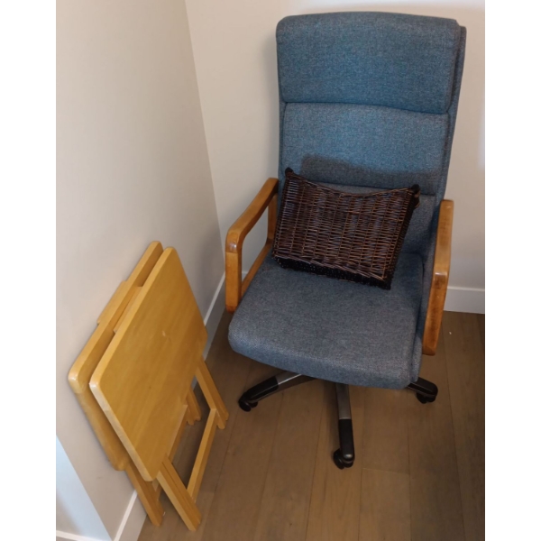 Vintage Rolling Desk Chair w/T.V Tables & Basket  25"w x 29"d x 48"tall