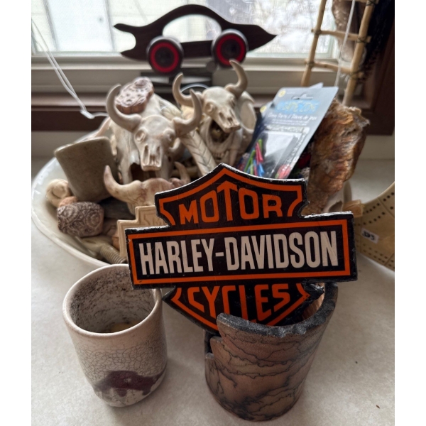 Art Pottery Collection