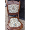 Image 2 : 1917 Foldable Wooden Rocking Chair and Foot Table Set
