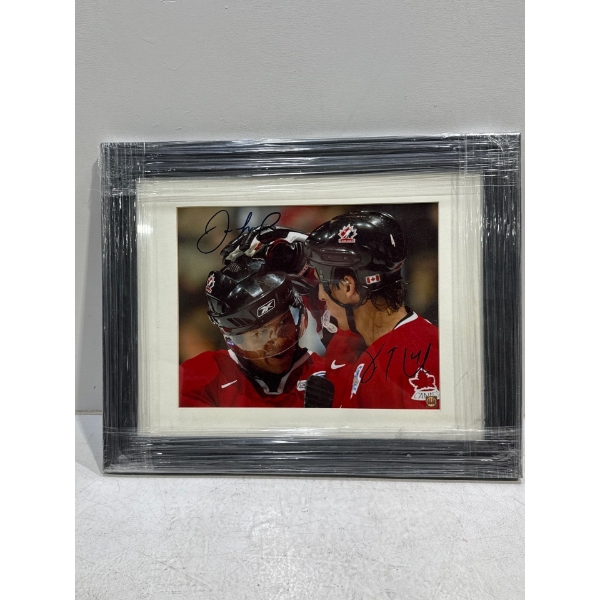 NHL Jarome Iginla and Trevor Linden Authenticated Signatures from 2010 Olympic Picture