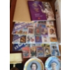 Image 4 : English Monarchy and British Collectibles Including: Mugs, Books, Coins and More!