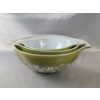 Image 2 : Pyrex Cinderella Mixing Bowls in "Crazy Daisy" Pattern