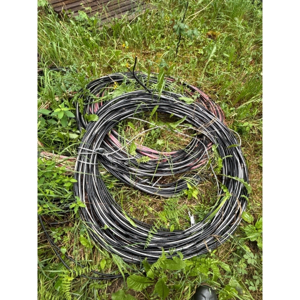 Pile of cable several hundred feet