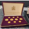 Image 2 : International Bank Notes and Queen Elizabeth II Souvenir Gold Button Set Circa 1990