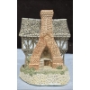 Image 3 : Hand Carving 'Tudor Manor House' By David Winter 