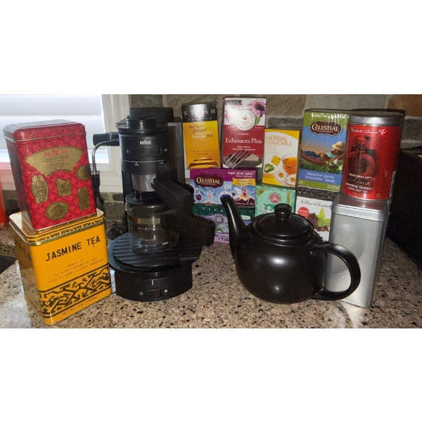  Braun One Cup Coffee Pot w/Tea Pot & Assorted Herbal Teas & Remedies 
