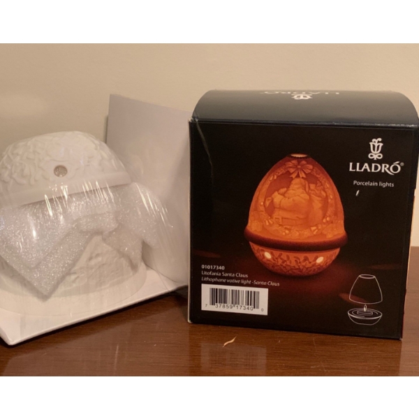 LLADRO Porcelain Decorative Lamp 3T