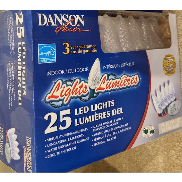 12 Packages of Outdoor Danson LED 25 Light Strings