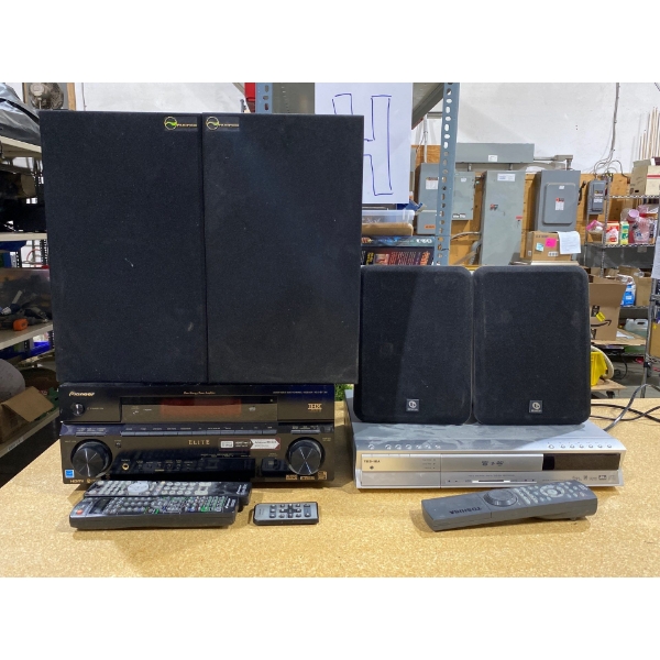 Vintage stereo with dvd player and speakers