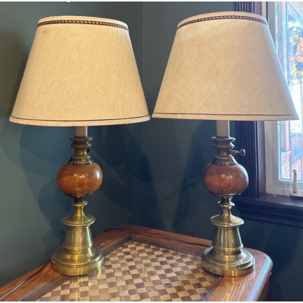 Pair of Vintage Brass & Wooden Accented Lamps - 30T Each 