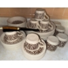 Image 2 : Vintage Bilton's Celtic Rose Dish Set - 8 Settings
