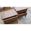 Image 8 : Vintage Mid-Century Wooden Dresser with Attachable Mirror and nightstands