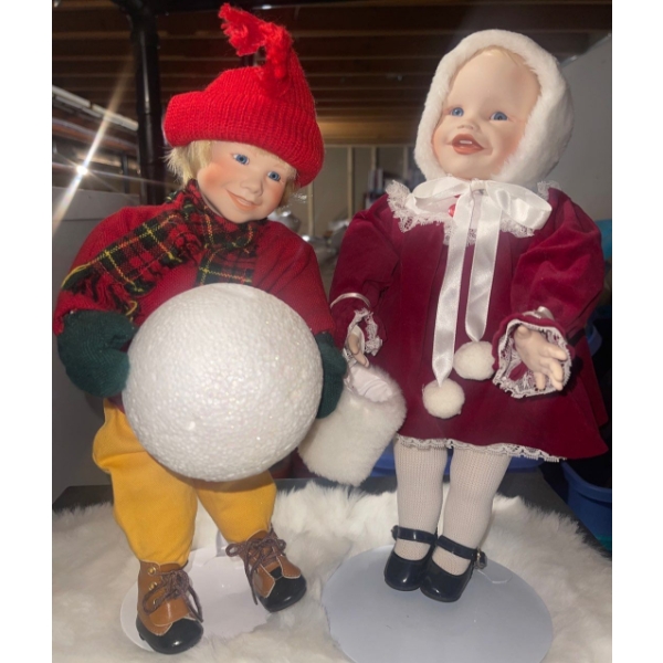 Picture Perfect Babies From The Yolanda Bello Collection - Snowball & Bonnet