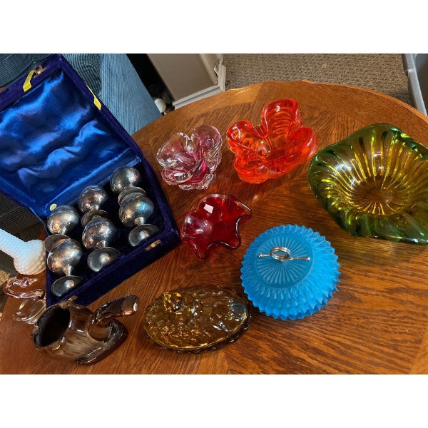 Vintage hand blown art deco glass, along with a Indiana frosted blue dish with a pipe ashtray and a 