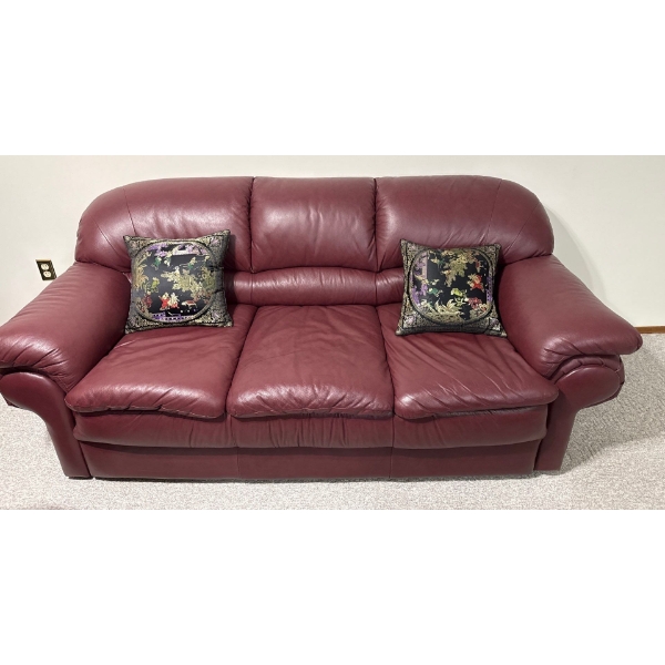 Campio Furniture, Made in Canada, Leather Burgundy 3 Seater Couch in Great Condition - 78W, 34D, 33T