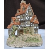 Image 1 : Hand Carved 'Squires Hall' By David Winter