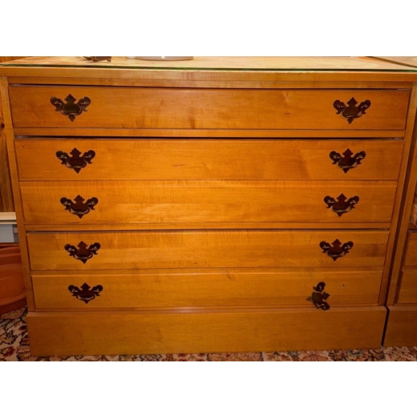  Lovely MCM Chest of Drawers
