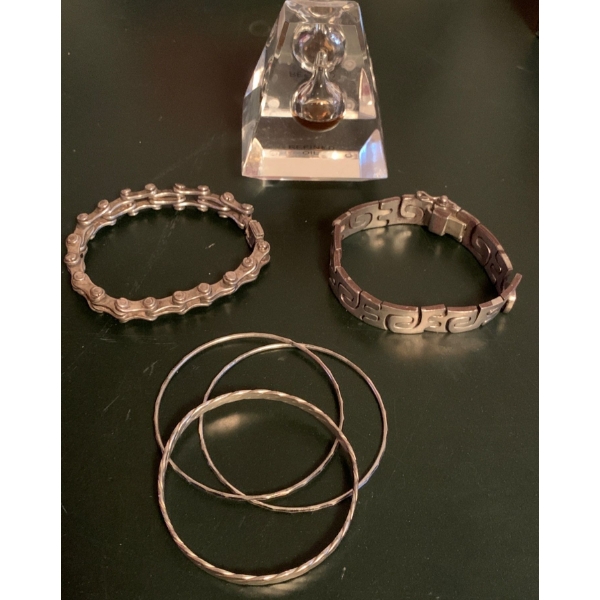 Silver Collection - Bangles, Bracelets & More Weighs 112.6g