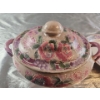 Image 12 : Collectible Vintage Porcelain Items Including Two Figurines and a Macau Soup Tureen