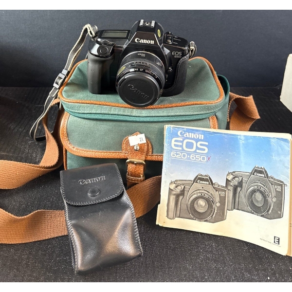 CANON EOS 650 Camera  w/ Canon Lens 50mm 1:18 Travel Bag & More