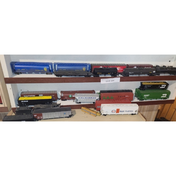 Asst Burlington Model Locomotive & Cars, Heritage Fund Cars, Oil Tankers & others