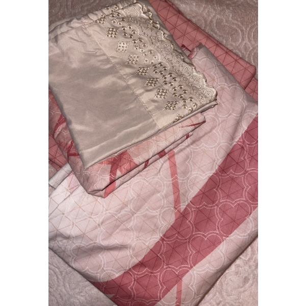Winter Plaid Comforter (Q) w/ 2 Bags of Blankets Curtains & More