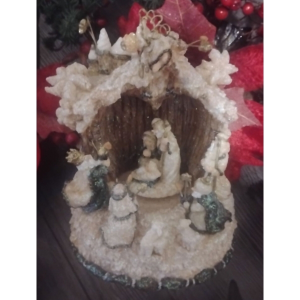 Winter Foliage Collection - Poinsettia Center Piece w/ Winter Berry Wreath & Nativity Scene 10T