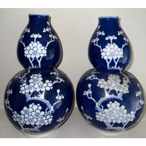 Traditional Chinese Blue & White Porcelain Gourd Vases 11T (2)