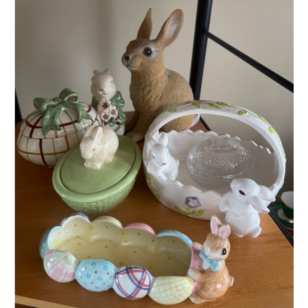 Holiday Seasonal Easter Ornaments w/ Baskets & Bunnies
