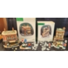 Image 1 : Department 56 Dickens' Village Set with Accessories, 1988 Edition