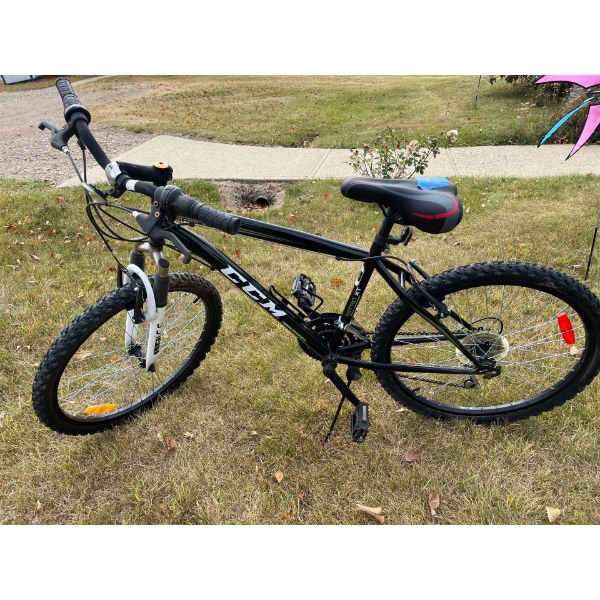  CCM nitro XT 16 inch frame size with front suspension