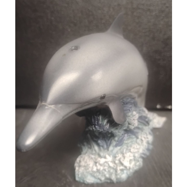 Dolphin Duo Made of Diecast 9T