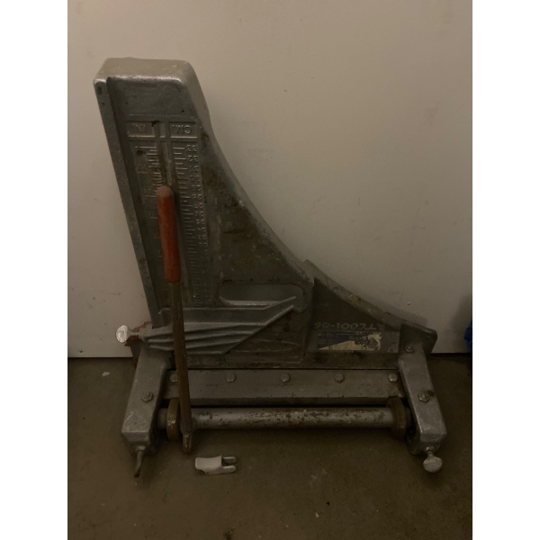 Rite-Rooter RT-100-90 Industrial Pipe Bender with Measurement Scale