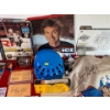 Image 5 : Wayne Gretzky Puzzles, Pins, Jofa Helmet, and More