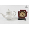 Image 1 : Royal Doulton Lace Point Teapot , Vintage "Mass Clock"
