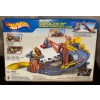 Image 4 : HOT WHEELS Play Sets - Radical Roadway & Tow And Tune 