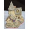 Image 5 : Hand Carving 'Vicarage' By David Winter 