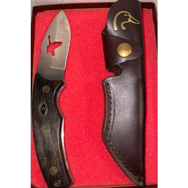 Ducks Unlimited Schrade USA LTD  Pocket Knife w/ Case